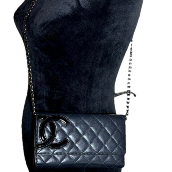 CHANEL CAMBONE BLACK QUILTED LAMBSKIN WALLET/CROSSBODY - Picture 1 of 15